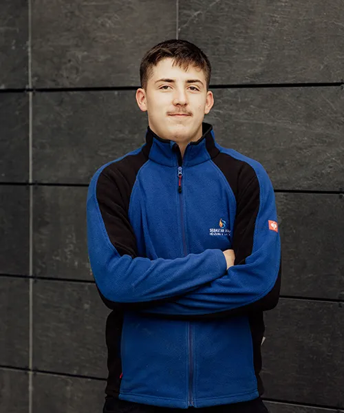 Sebastian_Braun_Heizung_Sanitaer_Team_Justin_Adelmann Portrait Adelmann